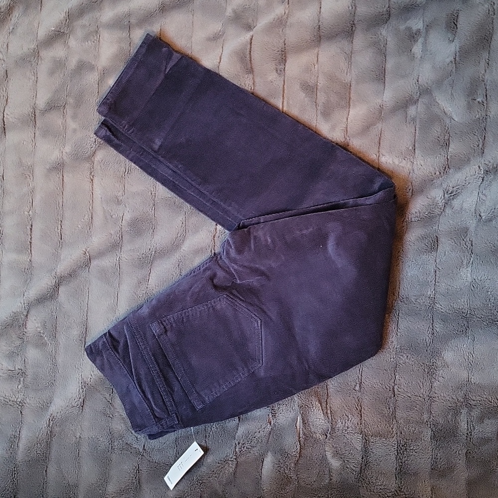 Corduroy Low-Rise Slim Leg Pants From Old Navy Size 8, New! - Picture 12 of 13